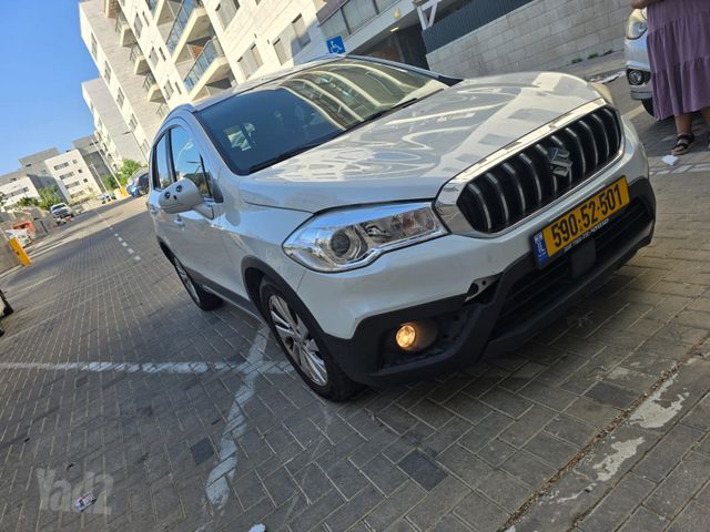 סוזוקי קרוסאובר