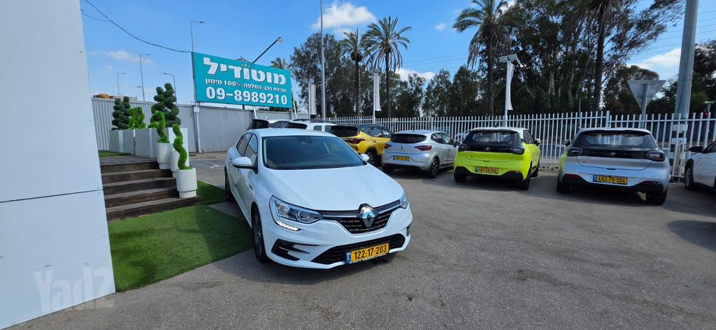רנו מגאן