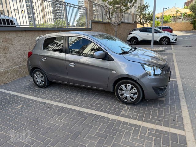 מיצובישי ספייס סטאר
