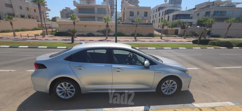 טויוטה קורולה