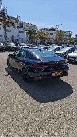 יונדאי אלנטרה