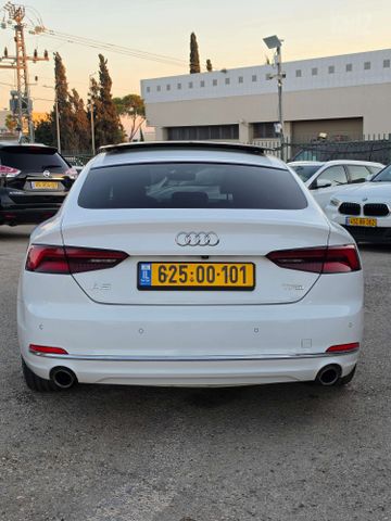 אאודי A5