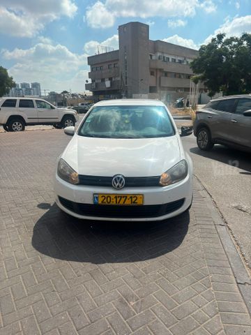 פולקסווגן גולף