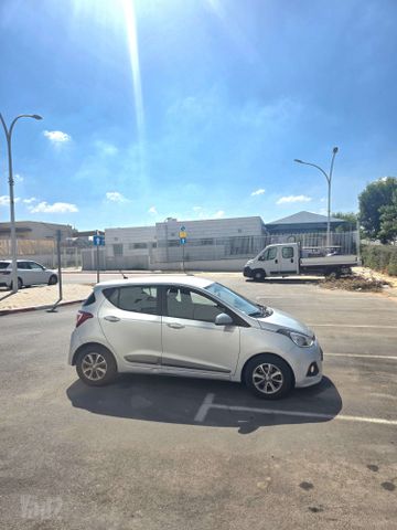 יונדאי i10
