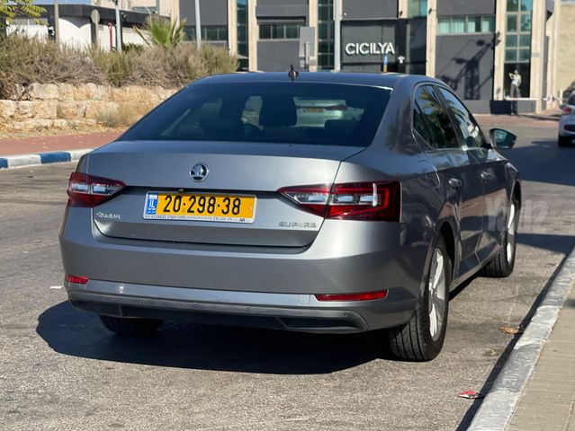 סקודה סופרב