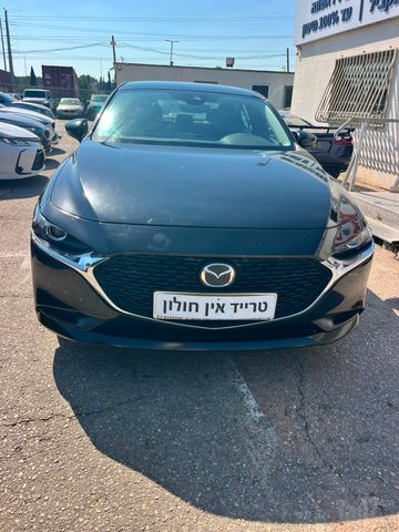 מאזדה 3