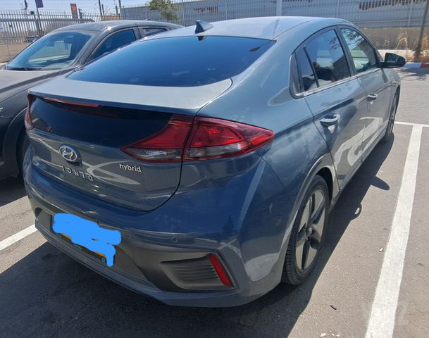יונדאי איוניק
