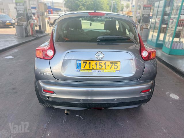 ניסאן ג'וק