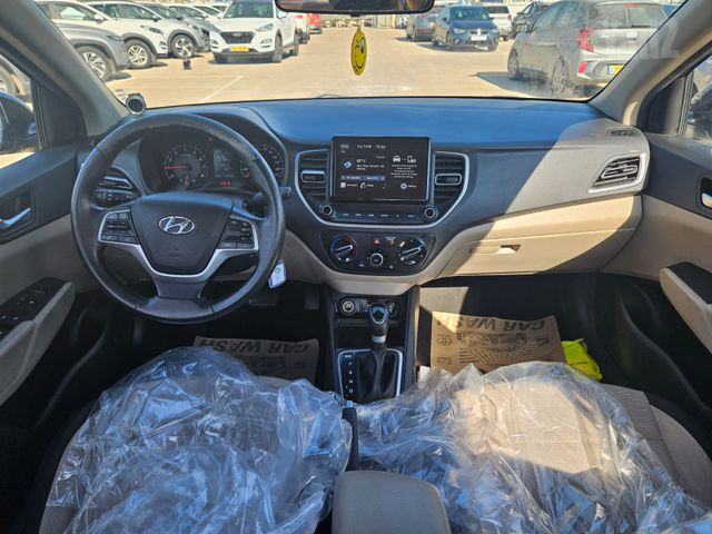 יונדאי אקסנט i25