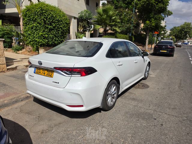 טויוטה קורולה