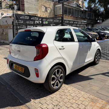 קיה פיקנטו