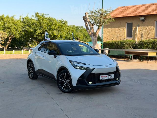 טויוטה C-HR