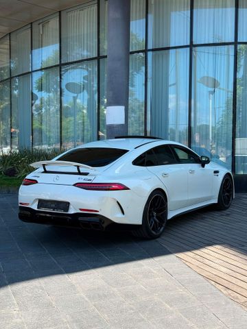 מרצדס-בנץ AMG GT 4 דל' קופה
