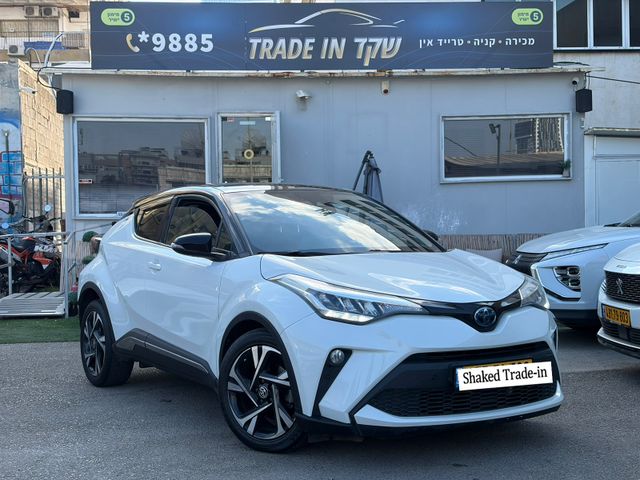 מודעת רכב טויוטה C-HR