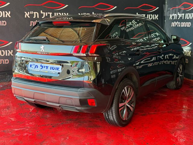 פיג'ו 3008