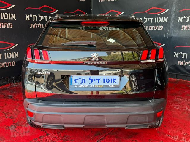 פיג'ו 3008