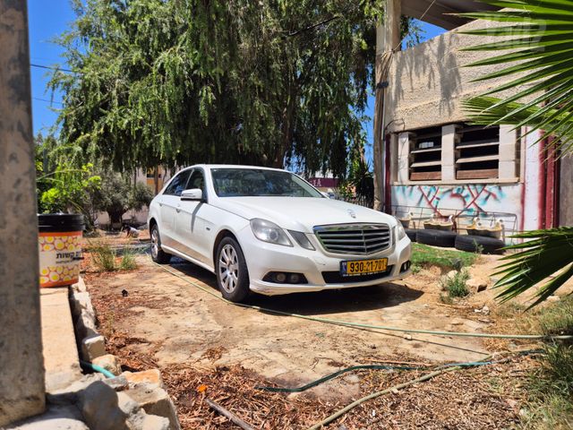 מרצדס-בנץ E-class