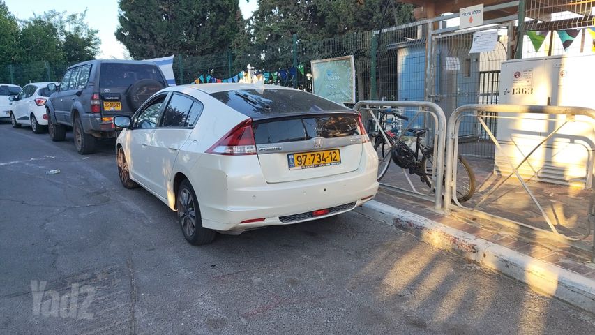 מודעת רכב הונדה אינסייט