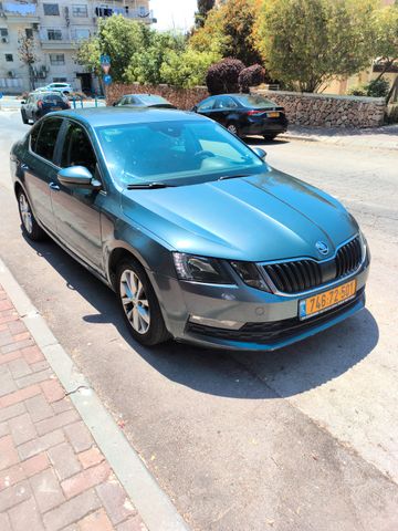 סקודה אוקטביה