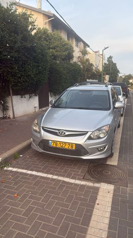 יונדאי i30