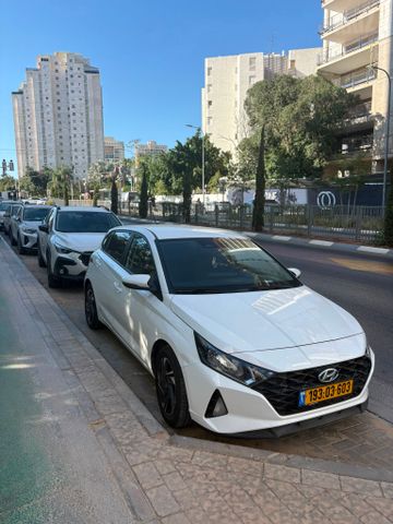 מודעת רכב יונדאי i20