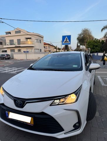 מודעת רכב טויוטה קורולה