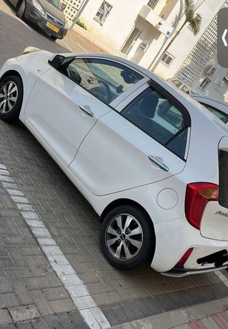קיה פיקנטו