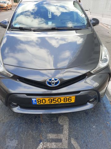 מודעת רכב טויוטה פריוס פלוס