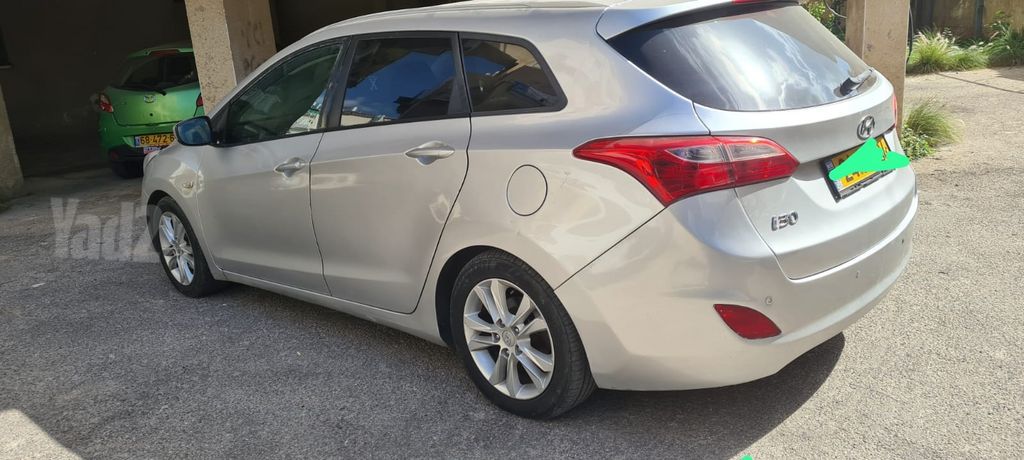 יונדאי i30