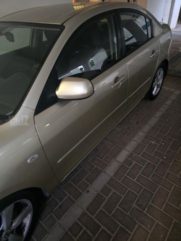 מודעת רכב מאזדה 3