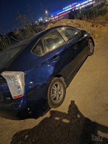 מודעת רכב טויוטה פריוס