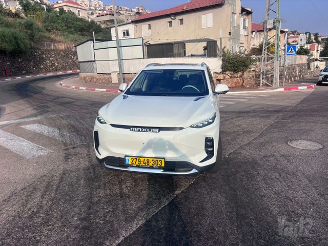 מודעת רכב מקסוס איוניק 6