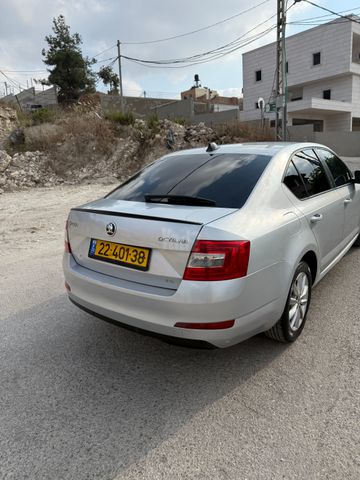 סקודה אוקטביה