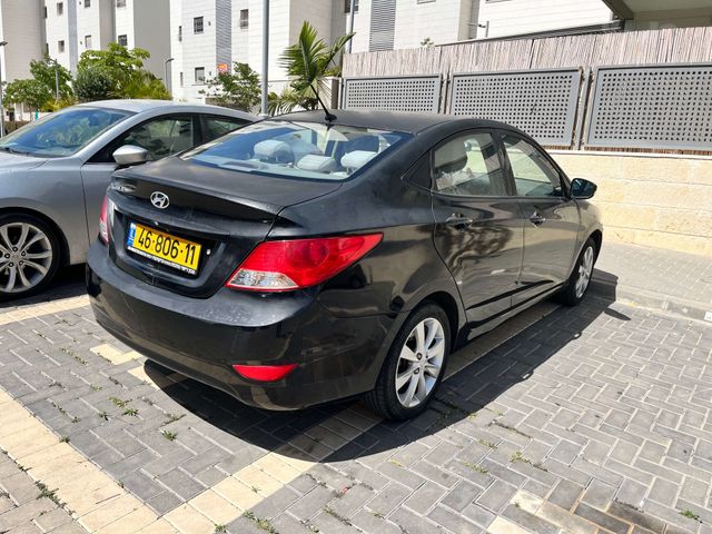 יונדאי אקסנט i25