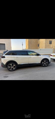 מודעת רכב פיג'ו 5008