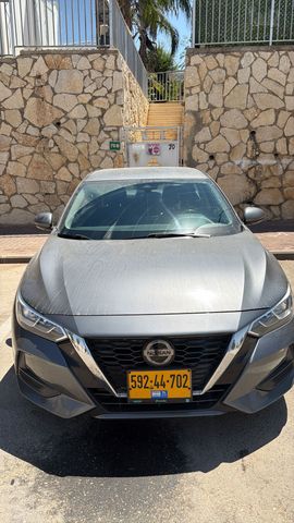 ניסאן סנטרה