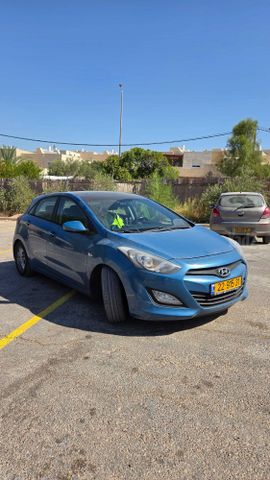 יונדאי i30