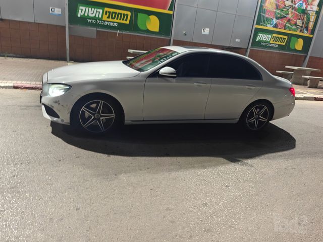 מרצדס-בנץ E-class