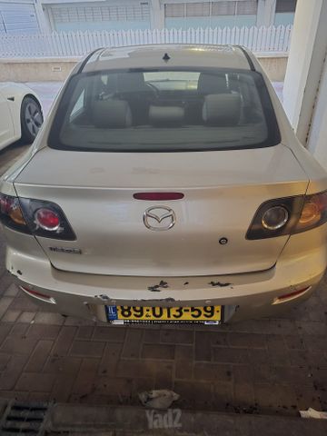 מאזדה 3