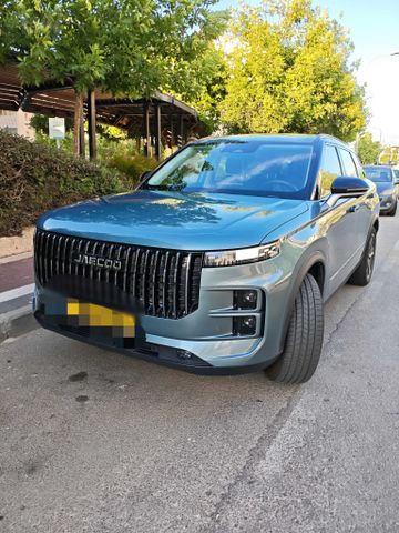 ג'אקו J7