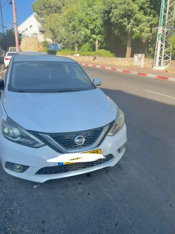 ניסאן סנטרה
