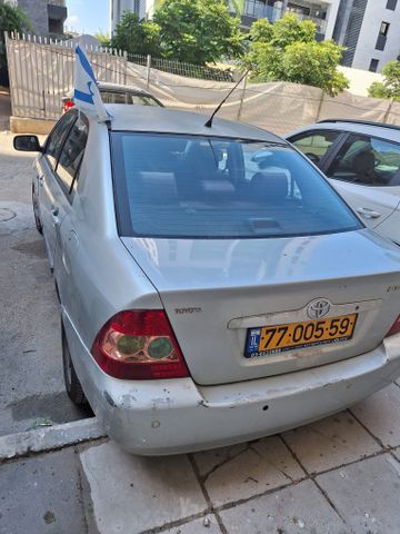 טויוטה קורולה