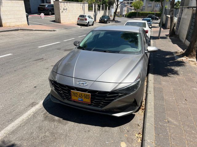 יונדאי אלנטרה