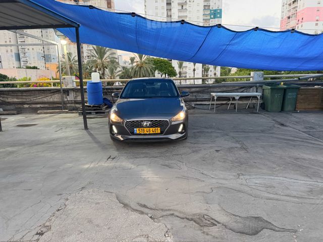 יונדאי i30