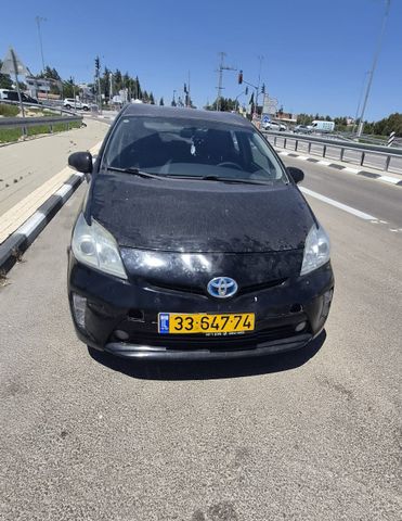 טויוטה פריוס