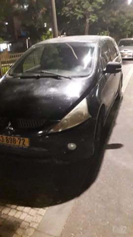 מיצובישי גרנדיס