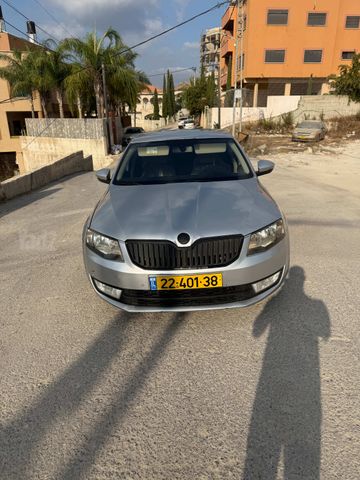 סקודה אוקטביה