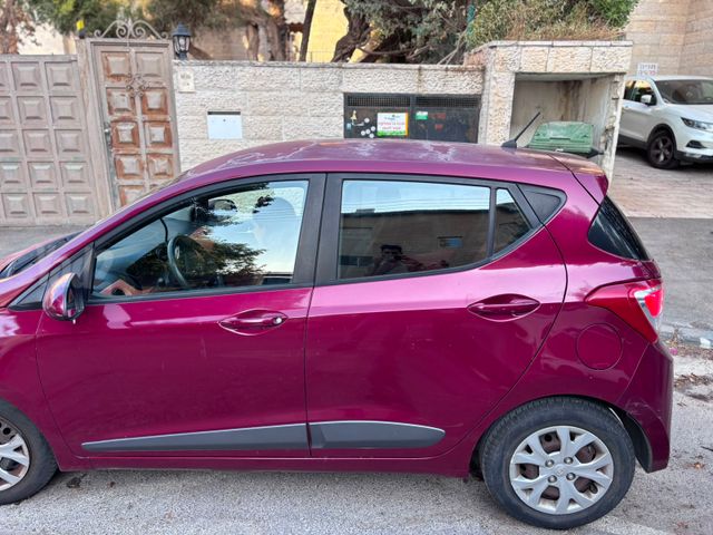 יונדאי i10