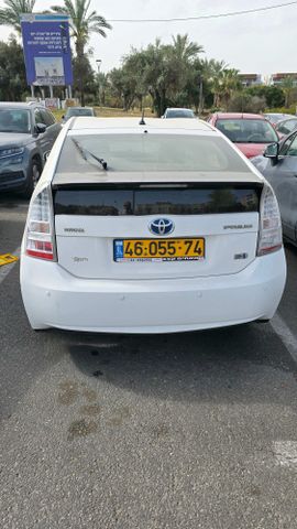 מודעת רכב טויוטה פריוס