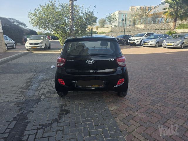 יונדאי i10